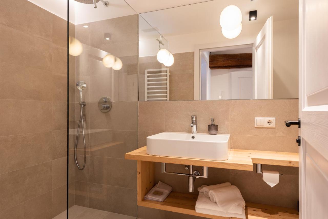 Weingut Schmid Oberrautner Apartment Suites Болзано Екстериор снимка